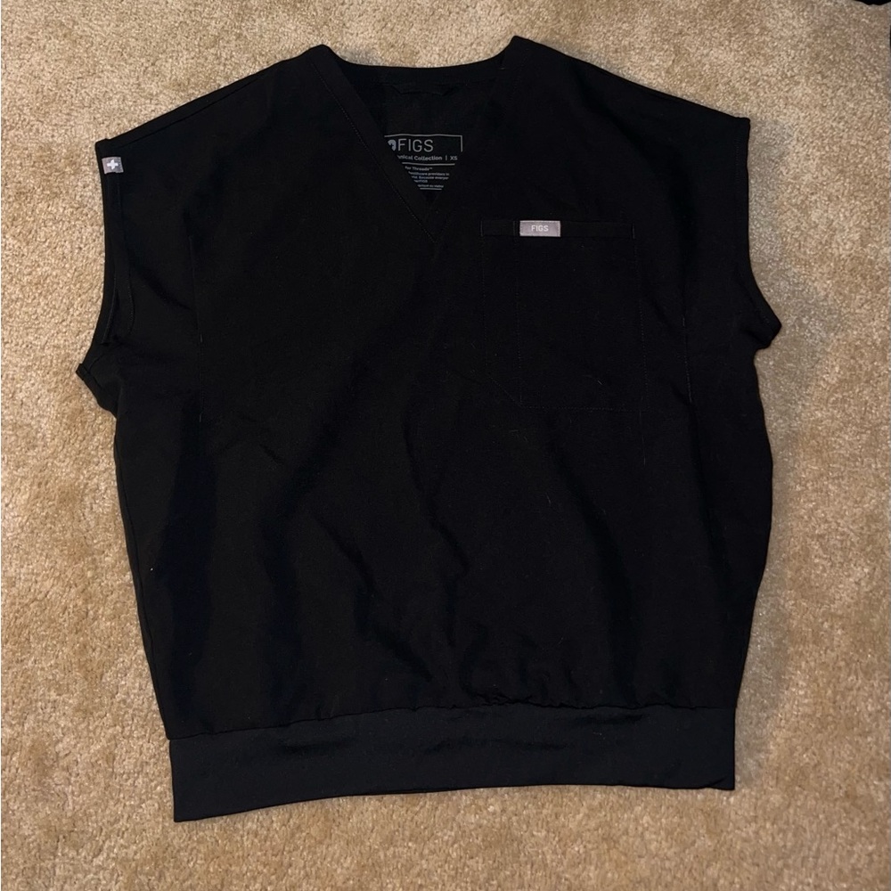 Black Figs Scrubs - Picture 3 of 10